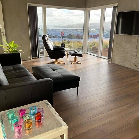 Modern Apartment With City & Oceanside View Tórshavn Exterior foto
